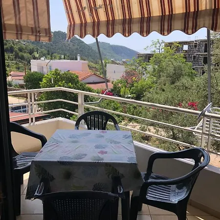 Monda Apartments Dhermi Exterior photo
