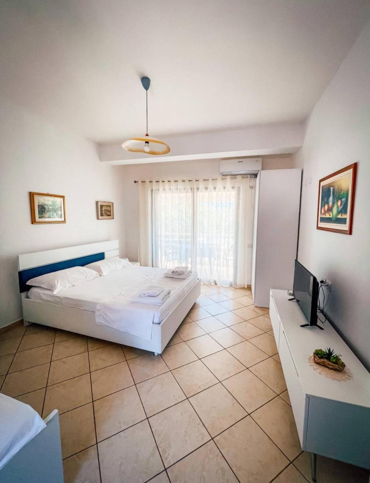 Monda Apartment *